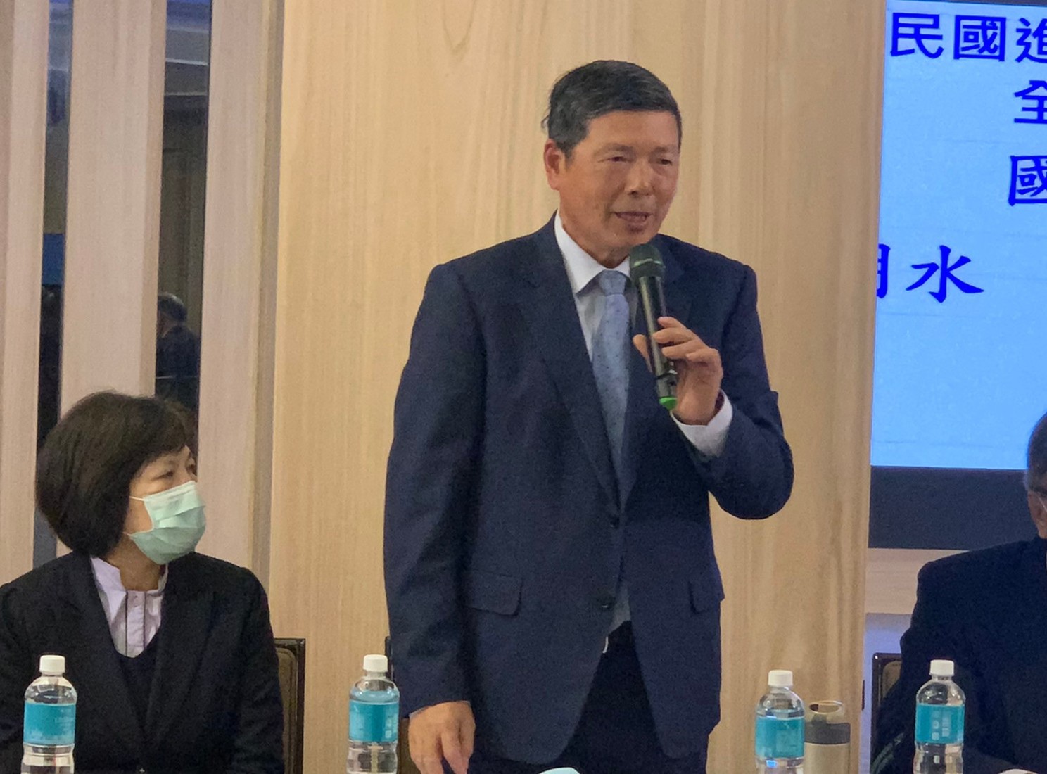 本會第一屆第三次會員代表大會在台南夏都商旅舉行內政部張科長應邀參加並致詞